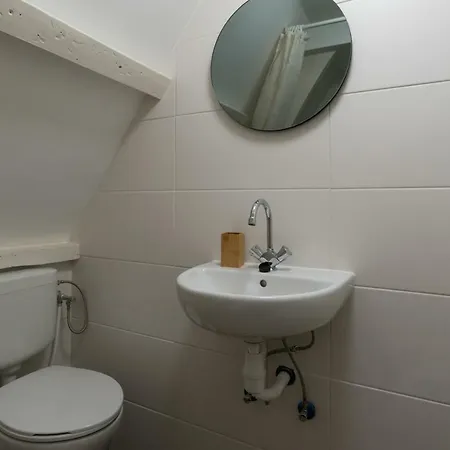 Way Up בית אירוח *